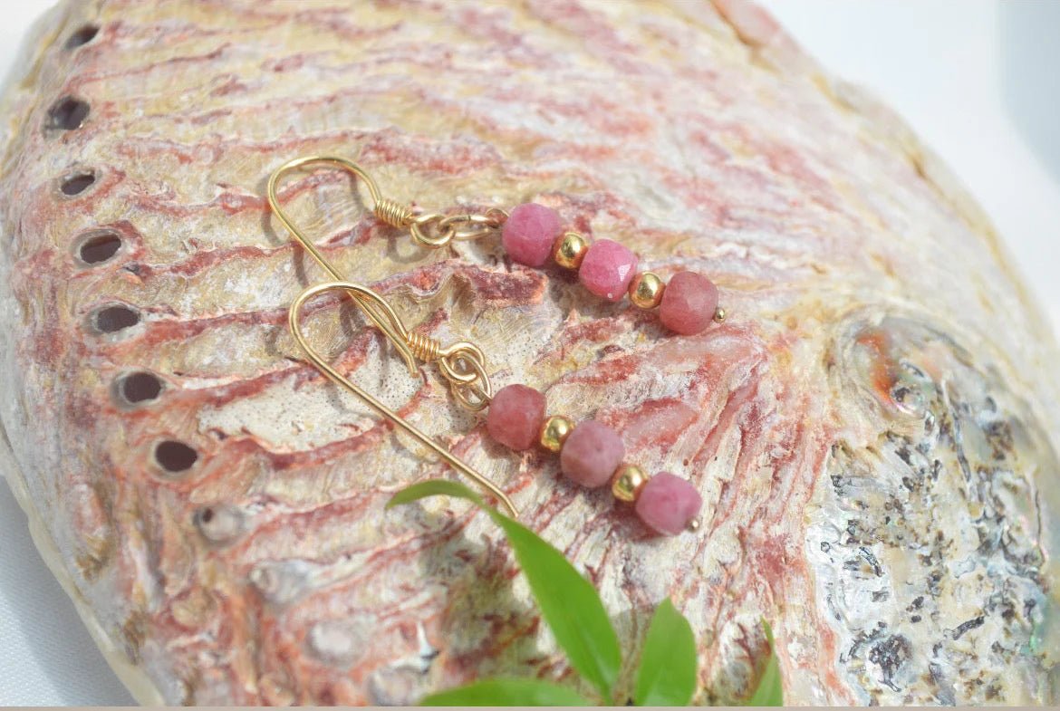 TALISMAN VESTA - Boucles d’oreilles Rubis, , création artisanale – L'Harmonie Précieuse