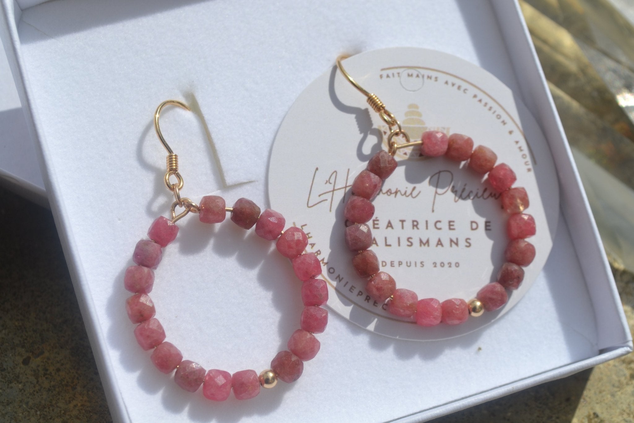 TALISMAN VESTA Créoles Rubis 20 mm, , création artisanale – L'Harmonie Précieuse