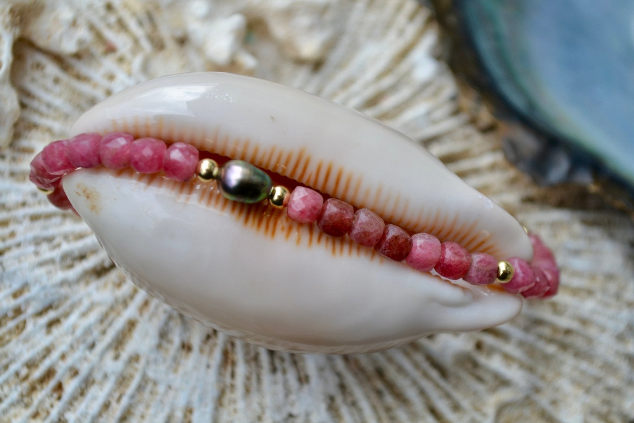 TALISMAN VESTA Rubis 4 mm, , création artisanale – L'Harmonie Précieuse